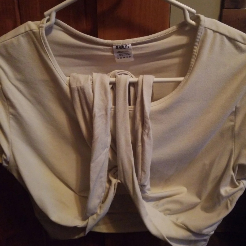 Alphalete wrap around crop top